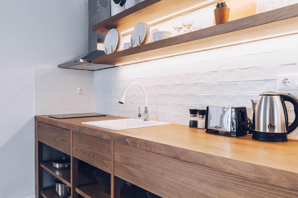 The Repose Aesthetic Apt. R1 Appartement Iraklion Buitenkant foto