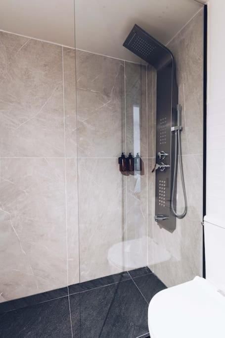 The Repose Aesthetic Apt. R1 Appartement Iraklion Buitenkant foto